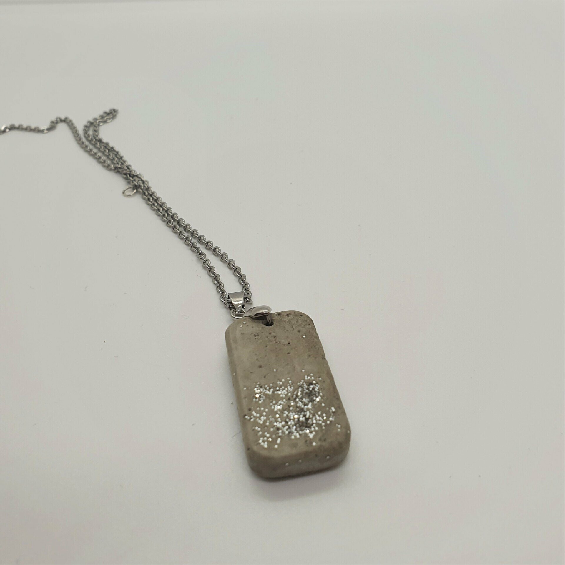 Beton Schmuck Halskette rechteckig grau silber