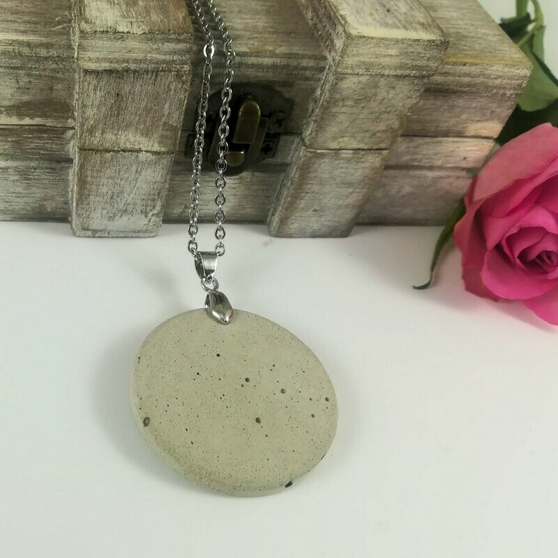 Beton Schmuck Halskette rund grau pur