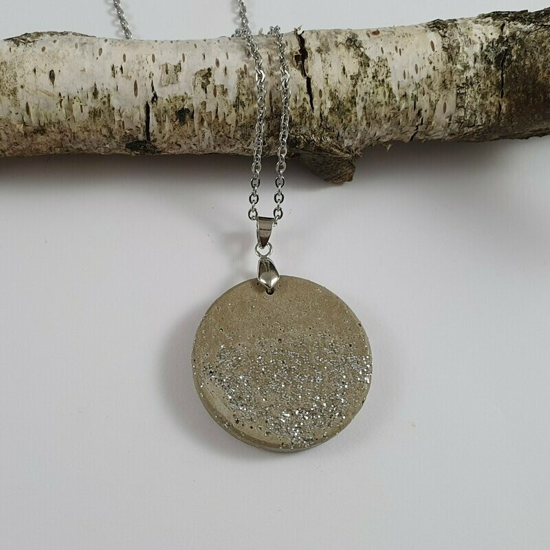 Beton Schmuck Halskette rund grau silber
