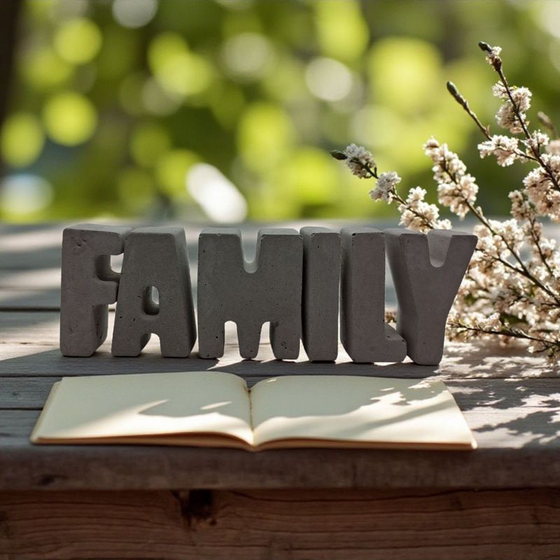 Beton Buchstaben Beton Buchstaben "Family" Schriftzug