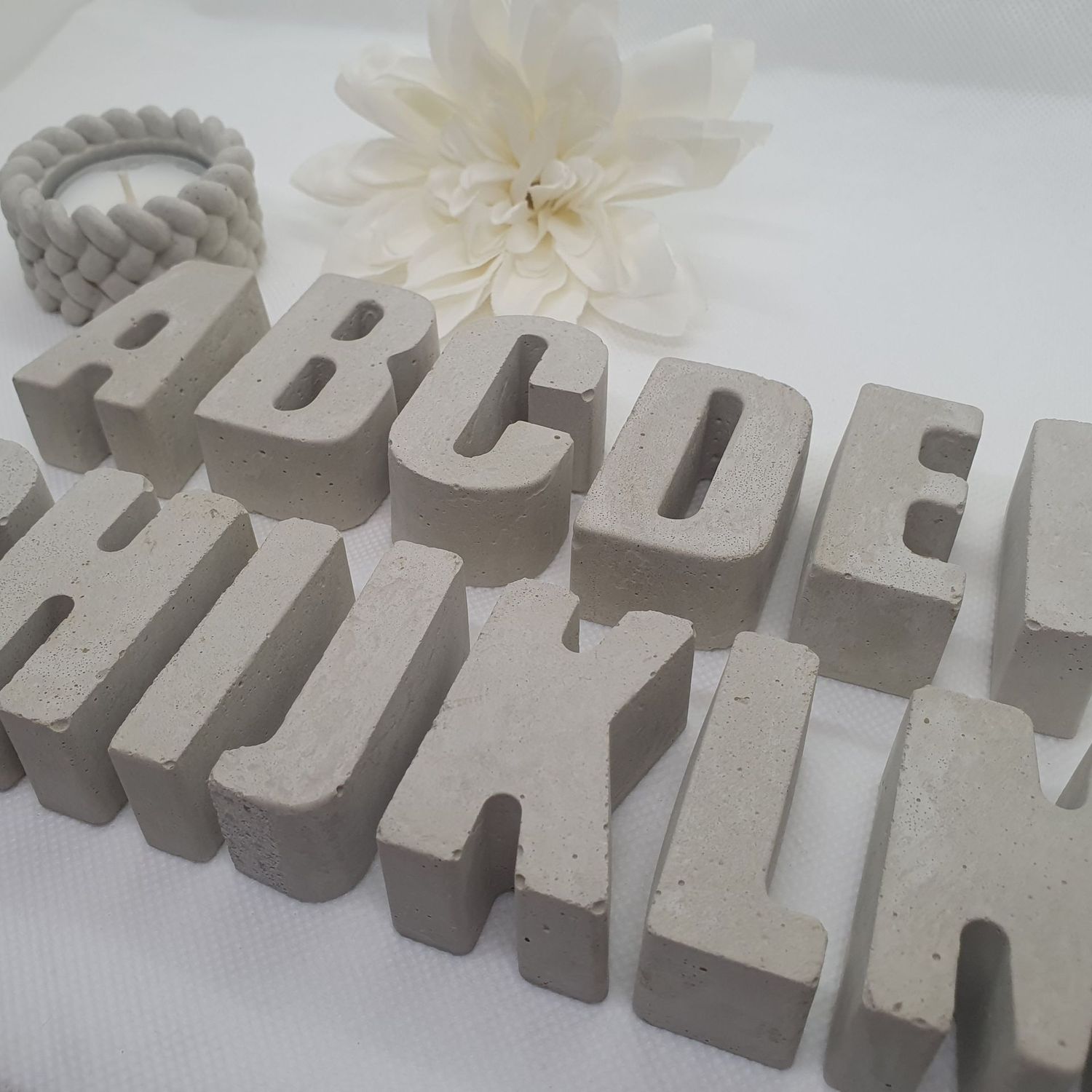 Beton Buchstaben aus Beton A-Z induvidueller Schriftzug