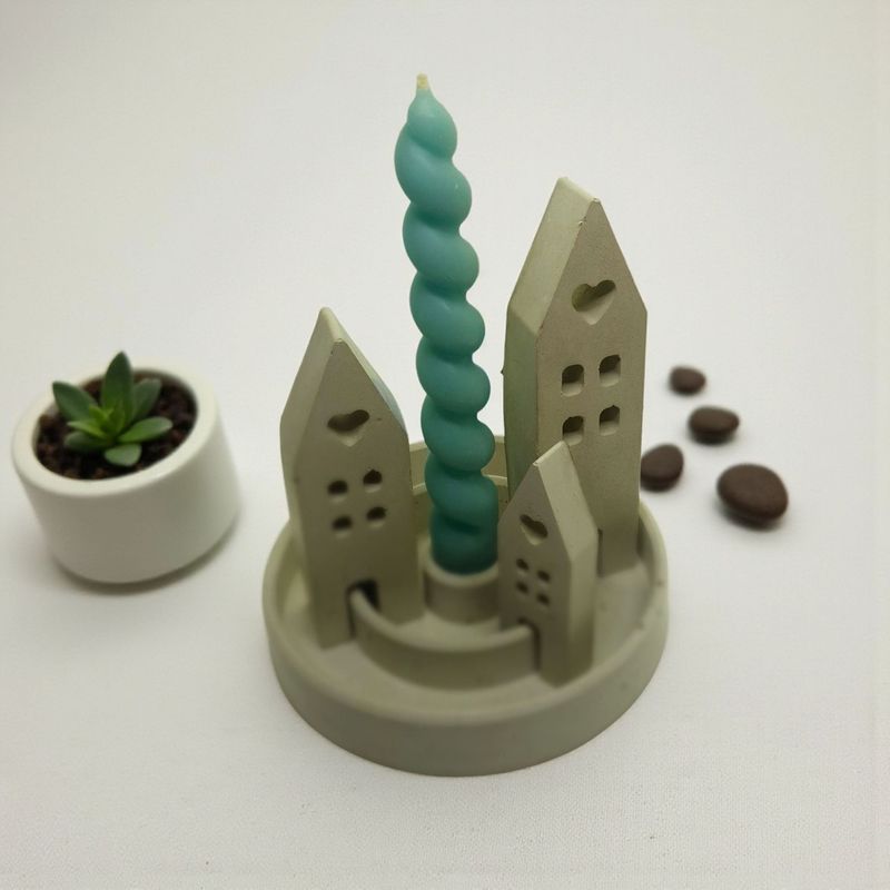 Dekoteller Kerzenhalter Häuschen Stabkerzen Dekoteller Kerzenhalter Häuschen Stabkerzen