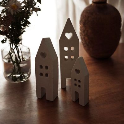 Deko Häuser Beton in 3 verschiedenen Größen Deko Häuser Beton in 3 verschiedenen Größen