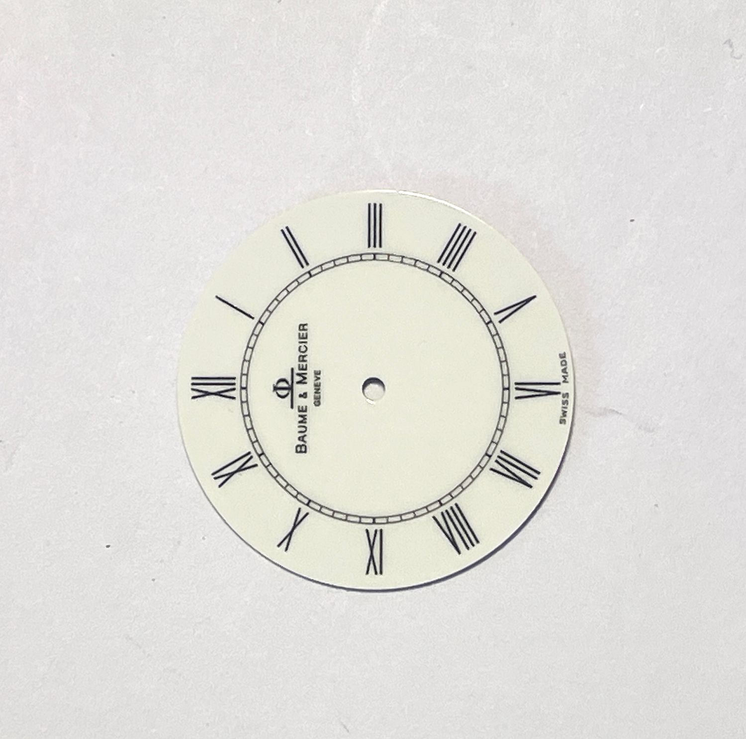 Baume & Merecier Zifferblatt Weiß, 28mm, Quarz NOS unverbaut