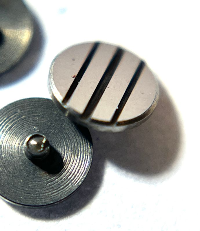 Buren Schraube Gestreift  Cal. 379 Click