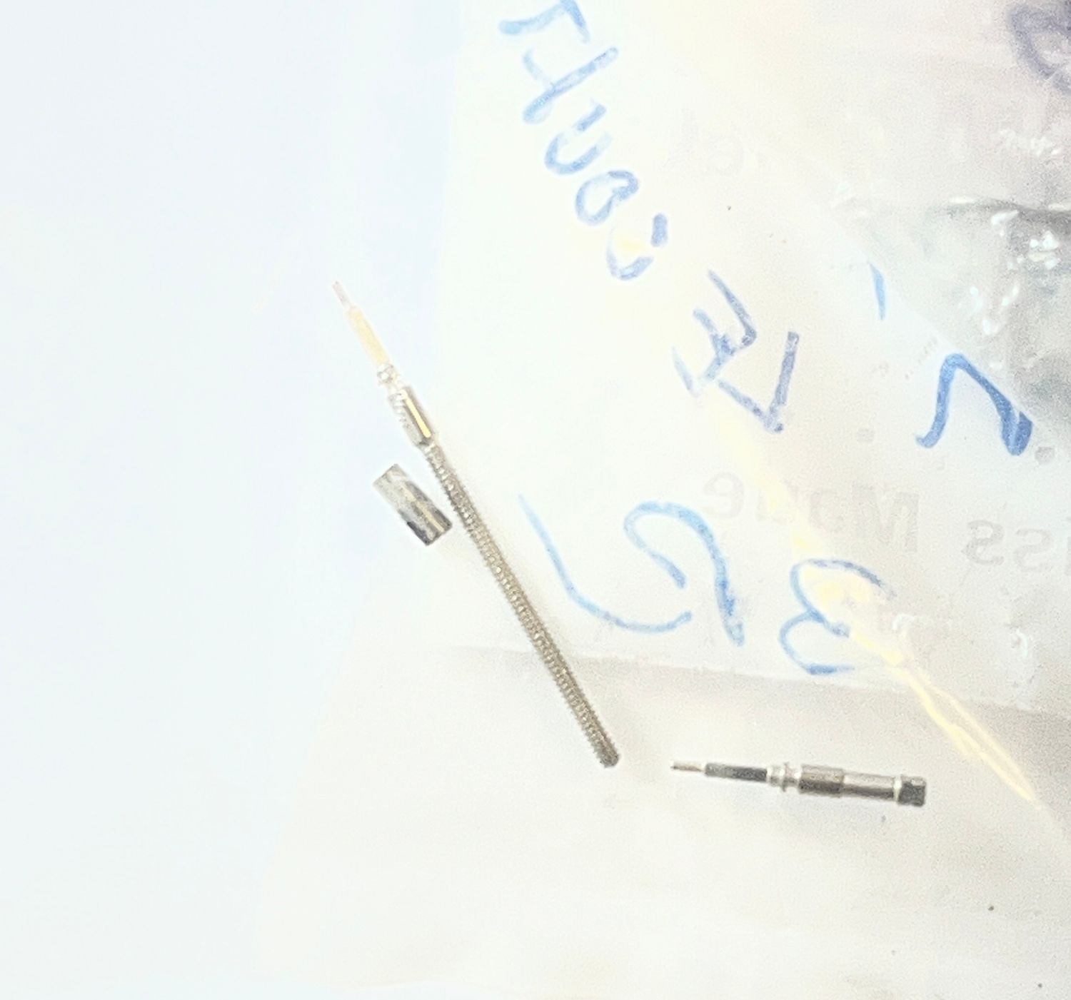 NOS Jaeger LeCoultre Cal.825 Part 32 Split Stem NOS NOS Jaeger LeCoultre Cal.825 Part 32 Split Stem NOS