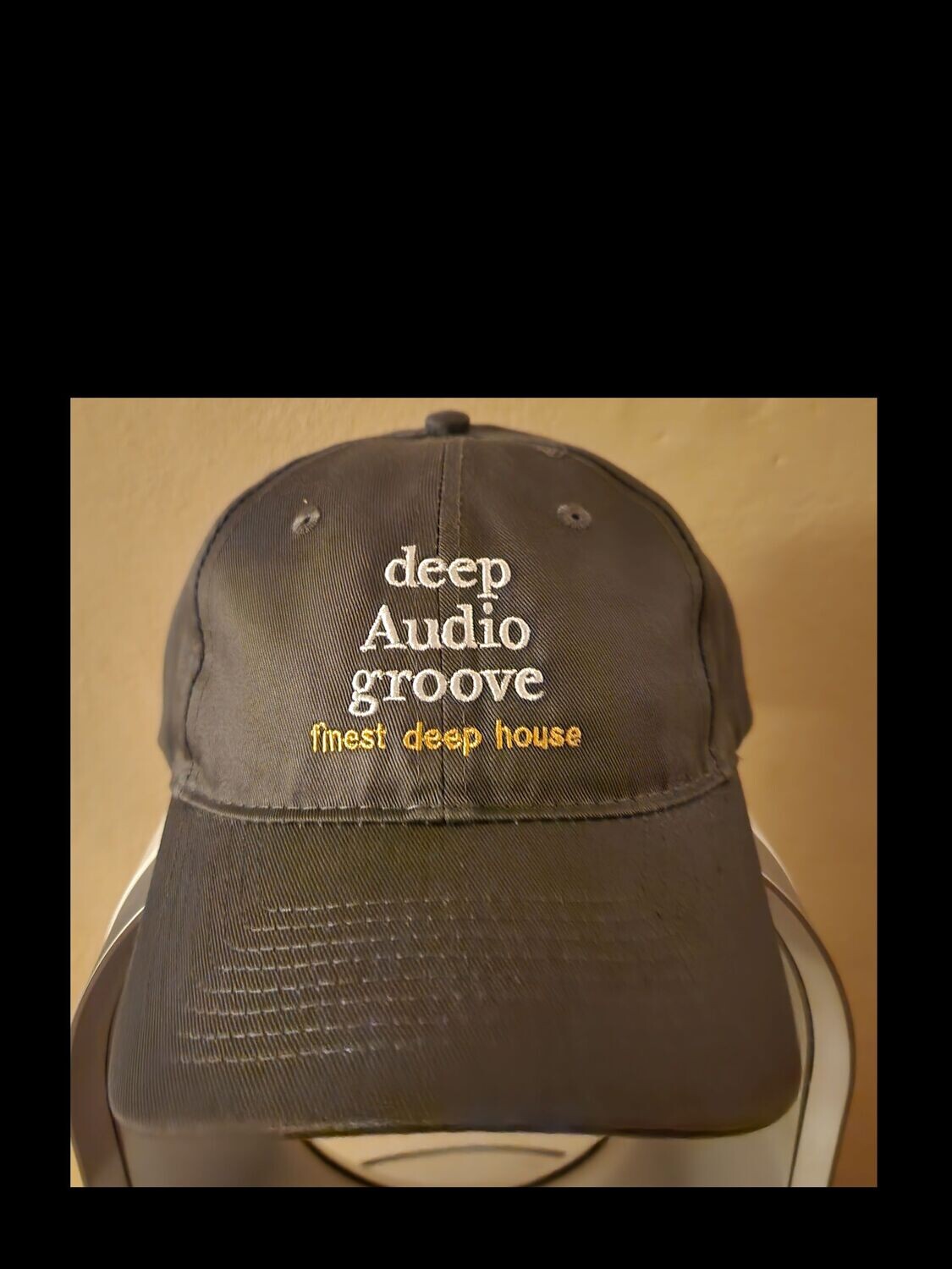 deep Audio groove | finest deep house | gray cotton hat
