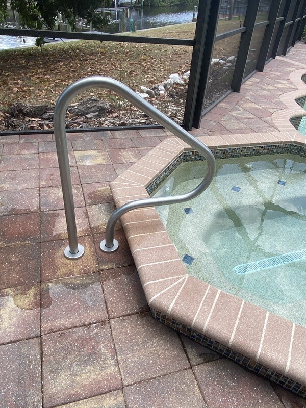 Large SPA 3 Bend