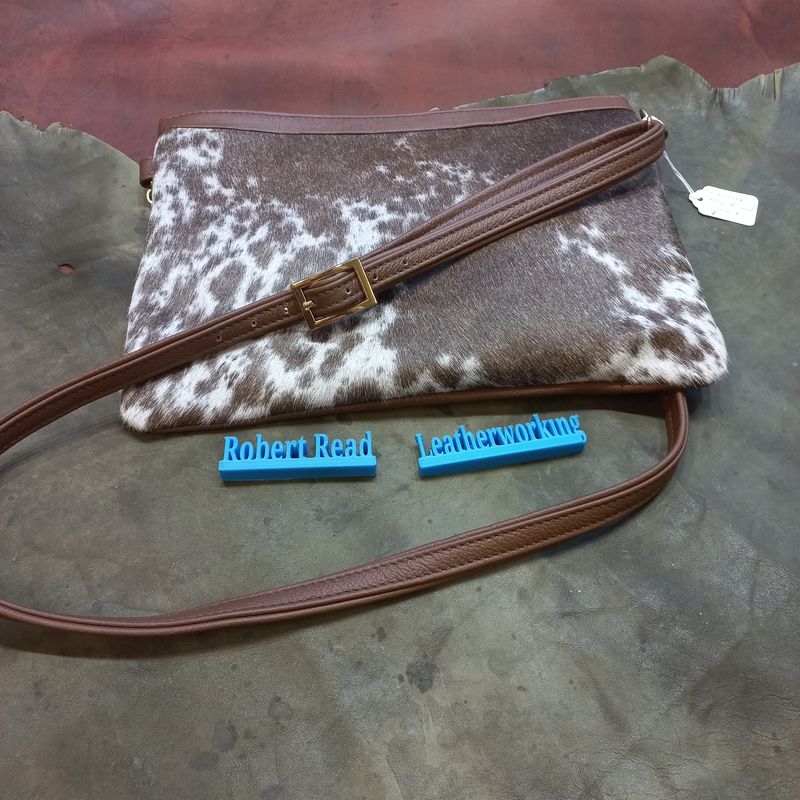 Large Crossbody Bag, Cowhide (Brown)