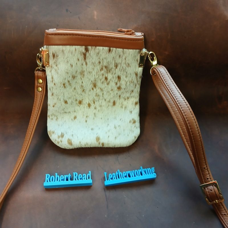 Small Crossbody Bag (Cowhide) Tan