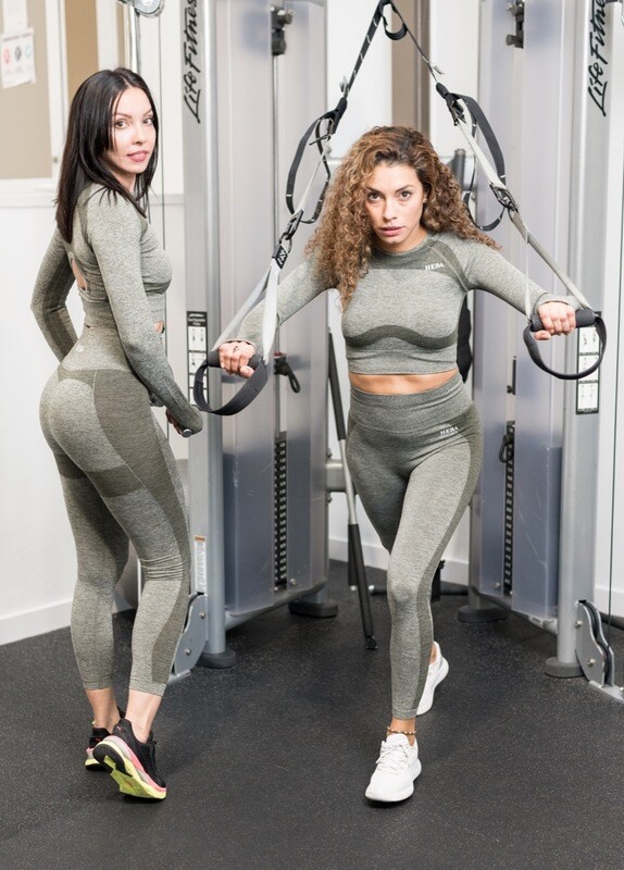 Deva Contouring Leggings | Green Deva Contouring Leggings | Green