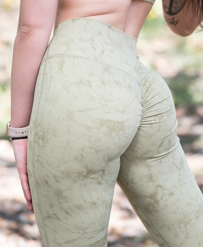 HADES Leggings double butt-lifting impact | Light Green HADES Leggings double butt-lifting impact | Light Green