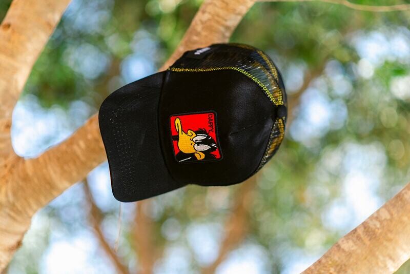 DAFFY DUCK Looney Tunes Trucker Cap DAFFY DUCK Looney Tunes Trucker Cap
