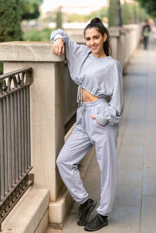 HEGET Sweatpant and Cropped Hoodie | Grey HEGET Sweatpant and Cropped Hoodie | Grey