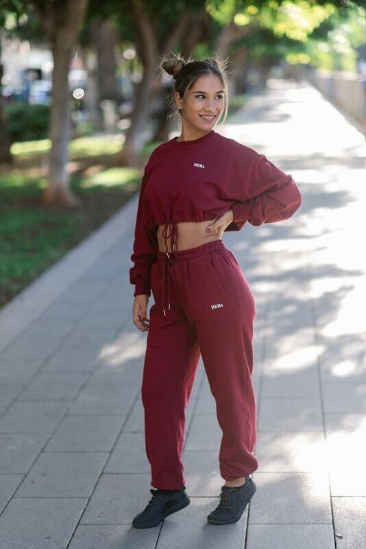 HEGET set Sweatpant and Cropped Hoodie | Burgundy HEGET set Sweatpant and Cropped Hoodie | Burgundy