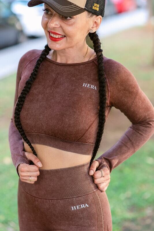 AGAR Crop Long Sleeve | Chocolate AGAR Crop Long Sleeve | Chocolate