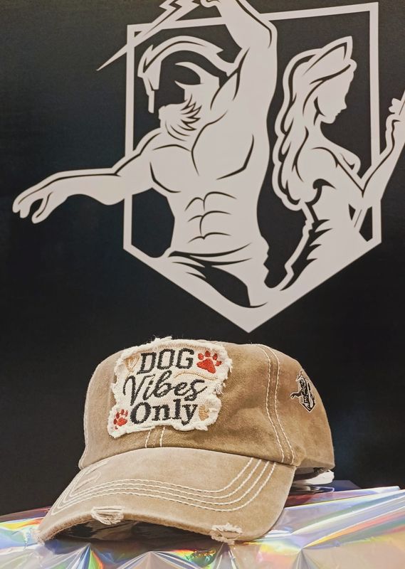 Gorra DOG VIBES ONLY | Unisex, Ajustable y Moderna | HERA ZEUS Activewear