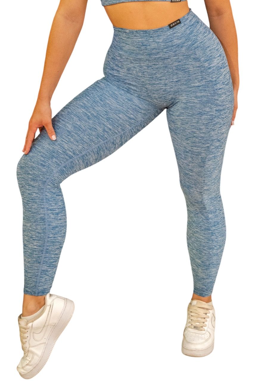 V-Cut Scrunch La Recolectora Leggings | Seamless, Curve-Enhancing Fit | HERA ZEUS Activewear