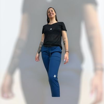 Time Top | Ultra-Soft, Crewneck Crop Tee – Hera Zeus