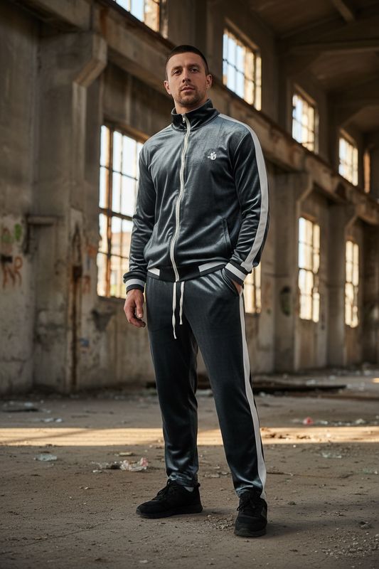 Hera Zeus Velour Tracksuit – Luxurious Comfort, Everyday Performance Hera Zeus Velour Tracksuit – Luxurious Comfort, Everyday Performance