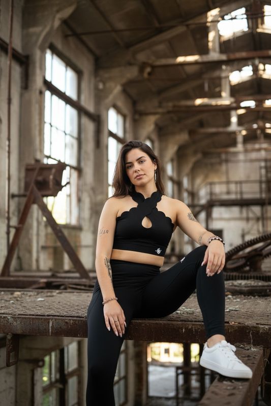 HIGHER POWER LUXE CRISS-CROSS TOP HIGHER POWER LUXE CRISS-CROSS TOP