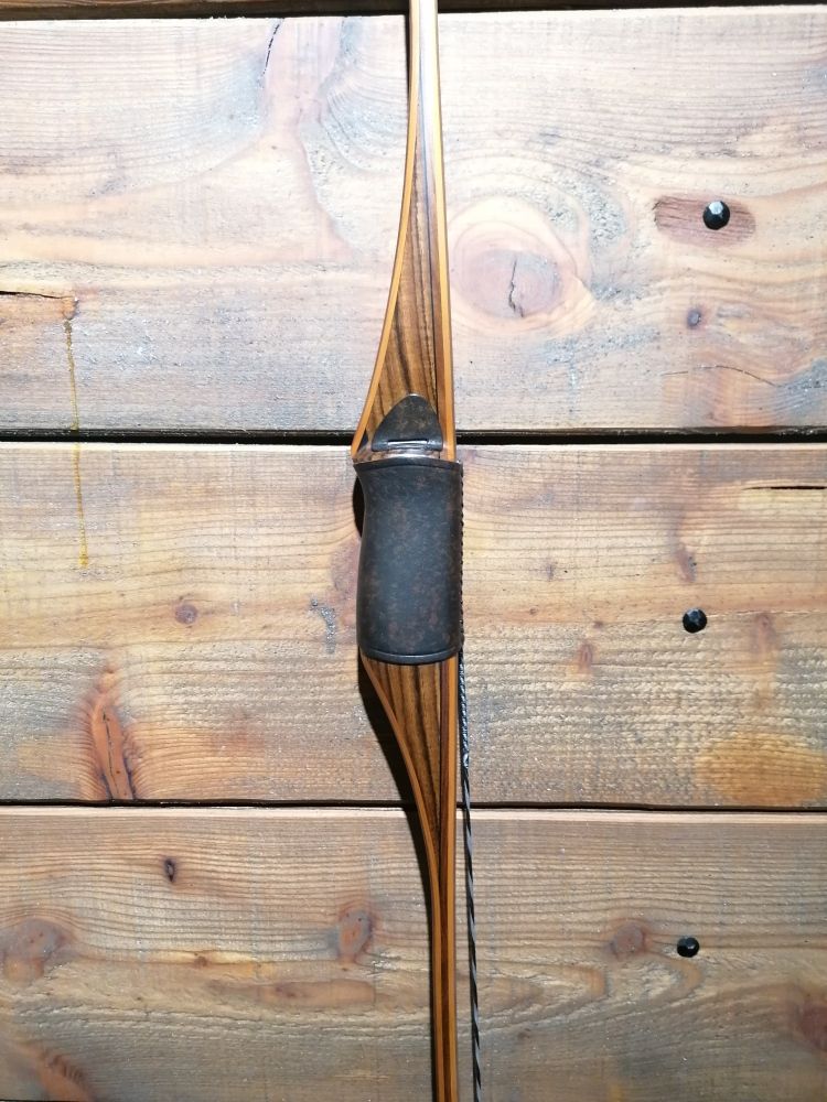 Semi-Longbow 68" 56#@28" Gaucher