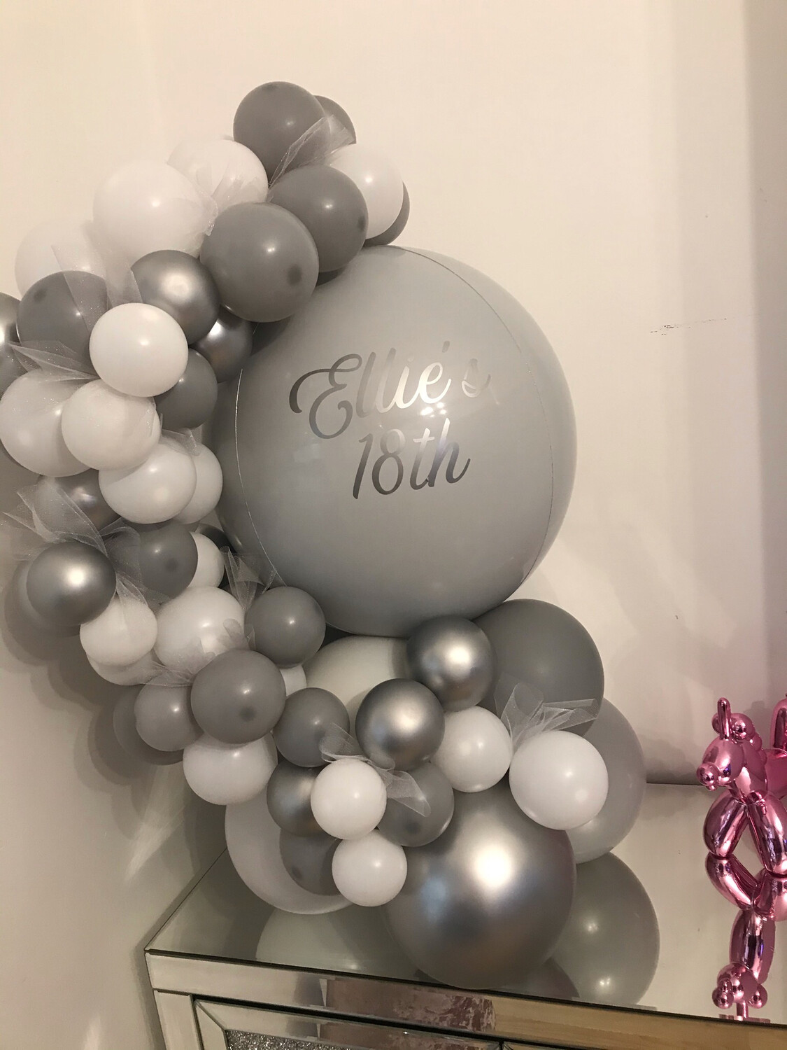 Balloon Hug
