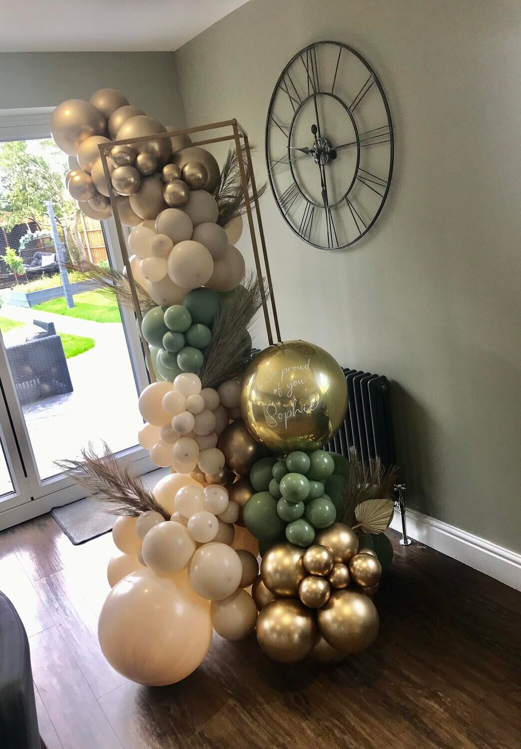 Framed balloon displays