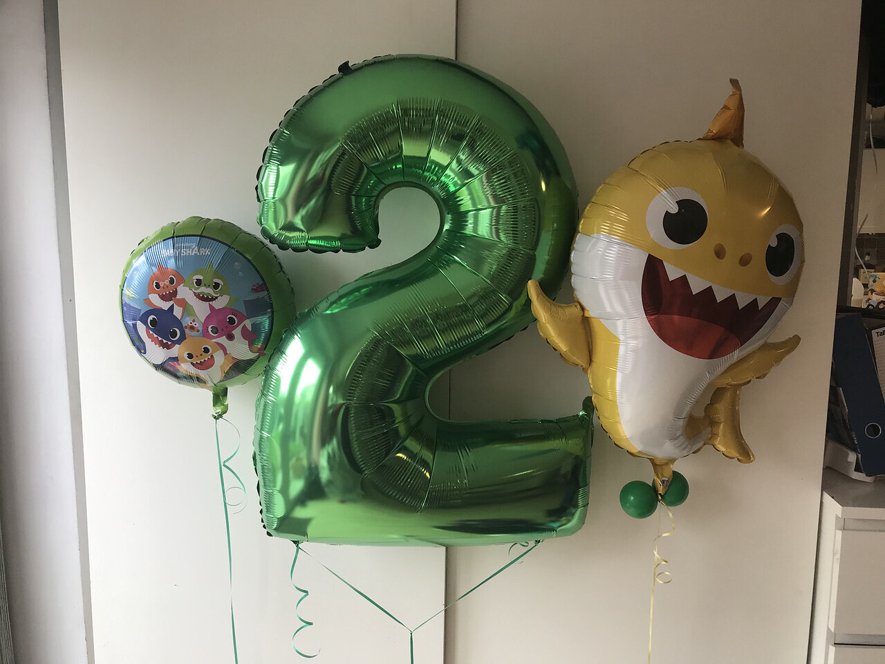 Baby Shark Balloon Display 