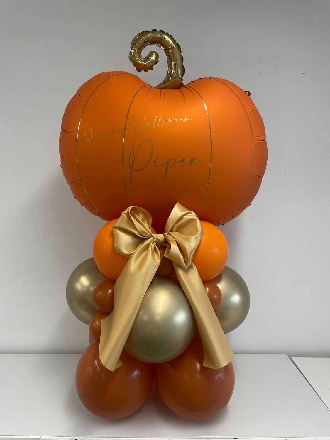 Halloween Glam Pumpkin Balloon tower