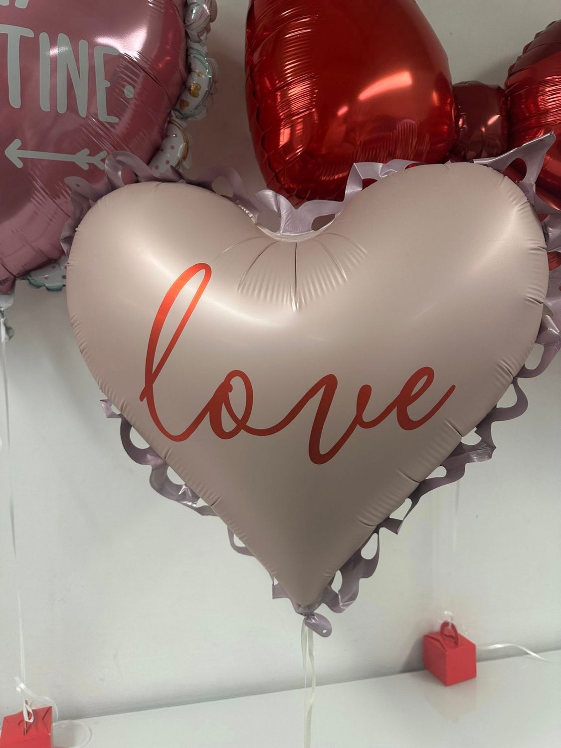 Valentine's Pale Pink Ruffled Edge Heart balloon