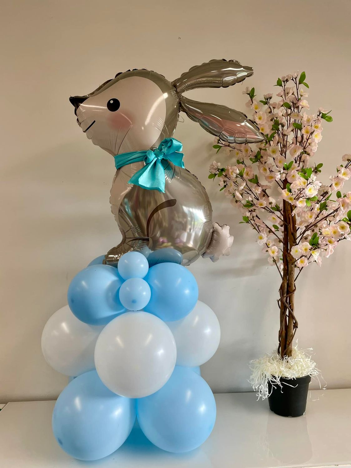 Woodland Bunny balloon tower
