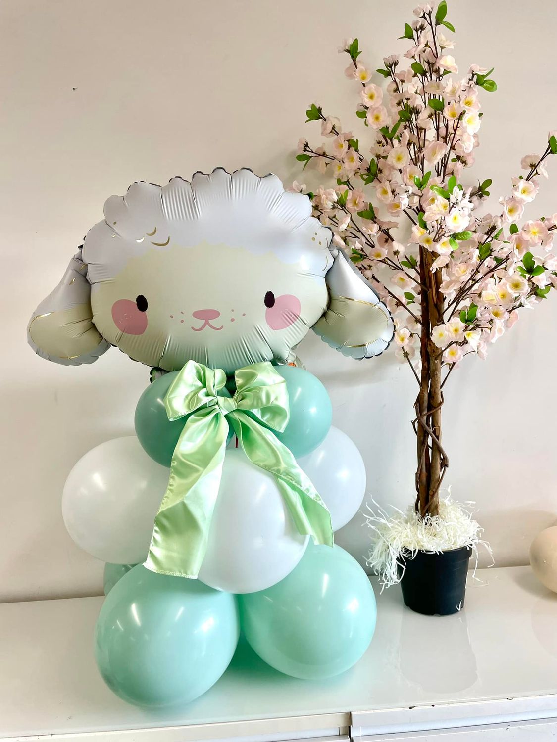 Easter balloon tower - lamb