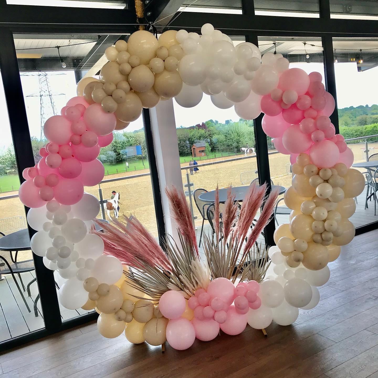 Moongate Balloon Hoop
