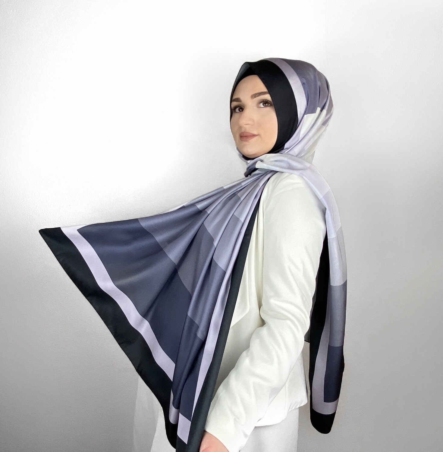 Printed Hijab Symmetry