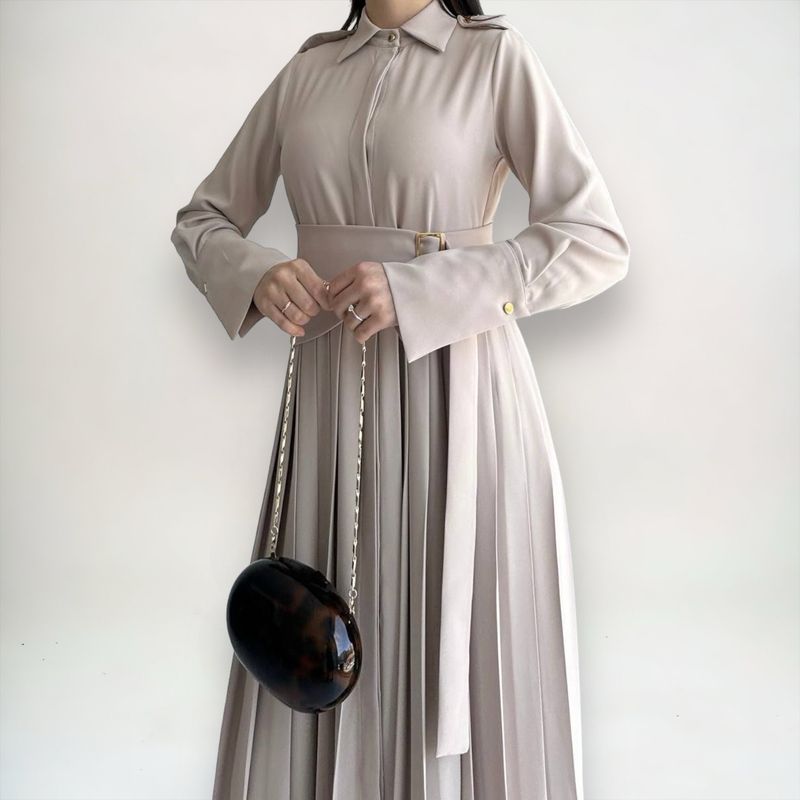 Dress / Beige