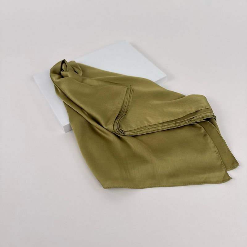 Soft Satin / Olive Gold