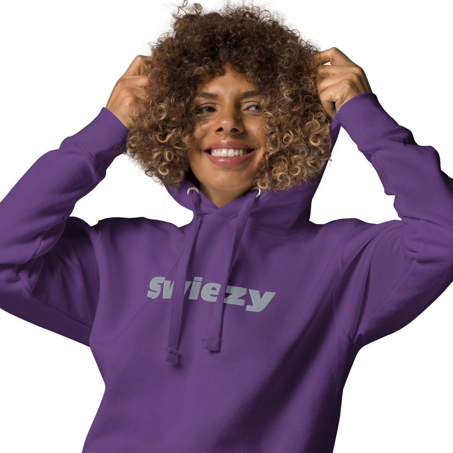 Swiezy Staple hoodie with large embroidery