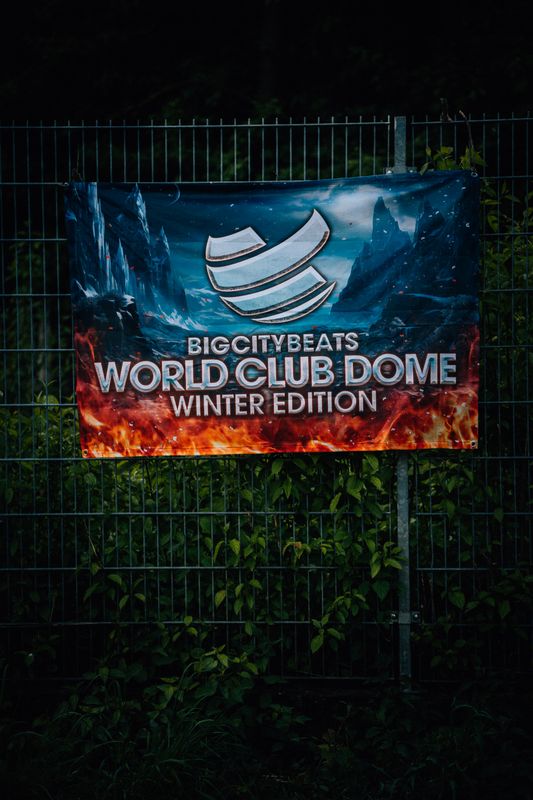 BigCityBeats WORLD CLUB DOME FLAGGE