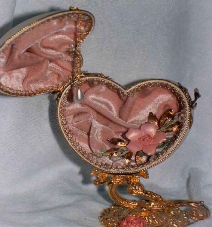 Pattern - Love is in the air