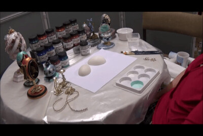 Online Video - Ideas for using Lumiere Paints in Egg Art by Linda Martin