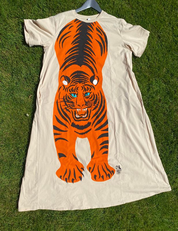 Tiger t-shirt dress - cream
