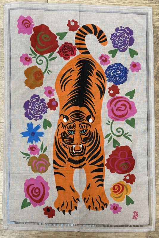 Tea towel - Growling tiger on beige tea towel