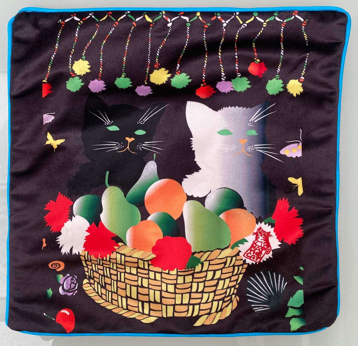 NAT THE CAT CUSHION COVER - Cats in basket
