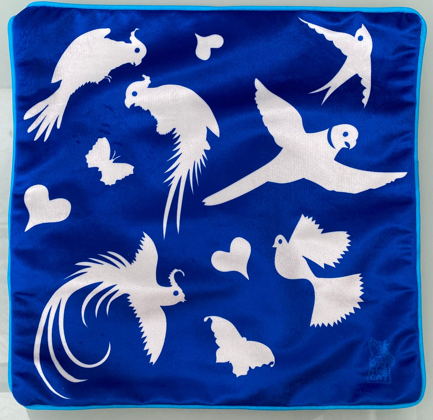 NAT THE CAT CUSHION COVER - White birds on blue