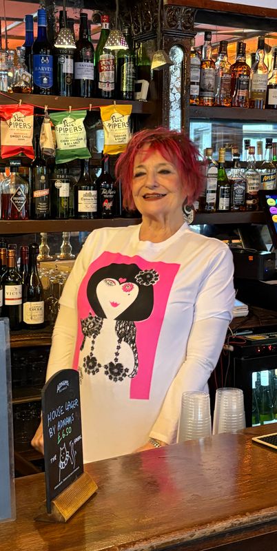 Lady with her cat on her shoulders t-shirt