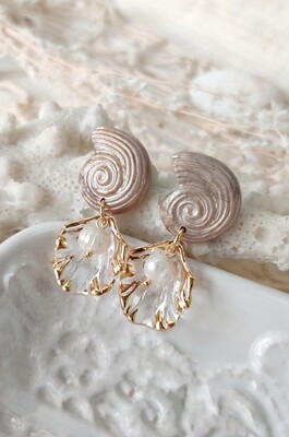 Coastal Shell &amp; Pearls Earrings 