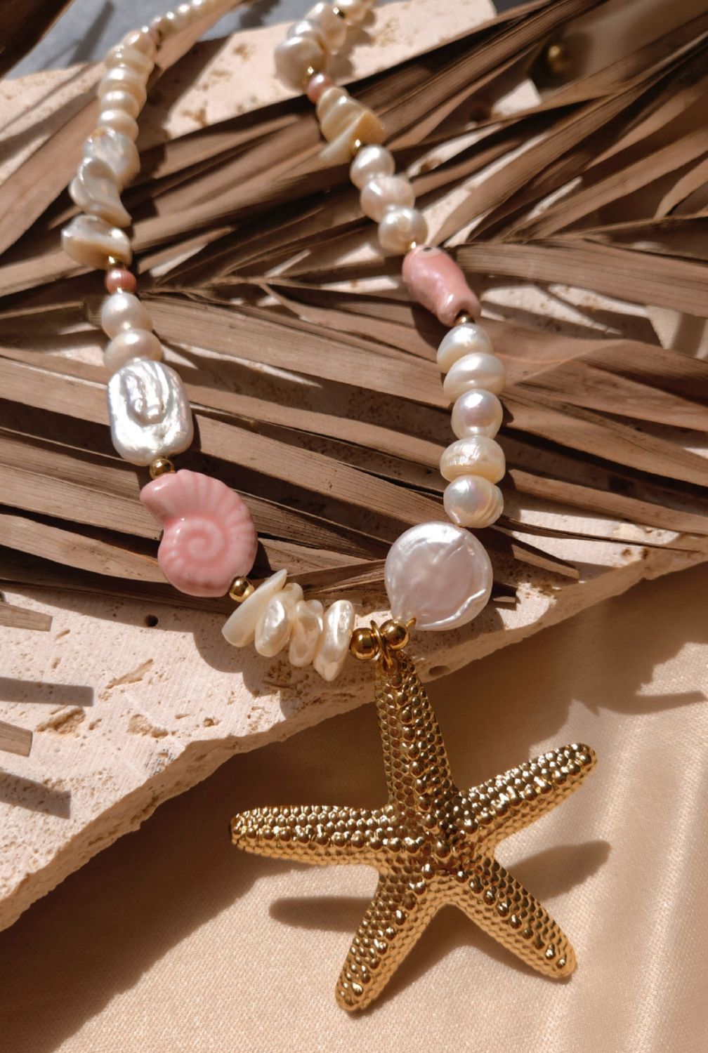 Shell Rose Necklace 