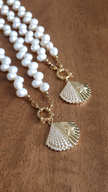 Venus Capri Necklace 