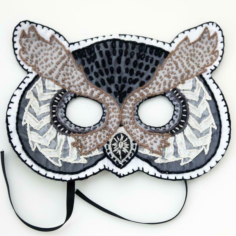 SALE - Crafty Creatures Embroidery Kit - Owl Mask Kids